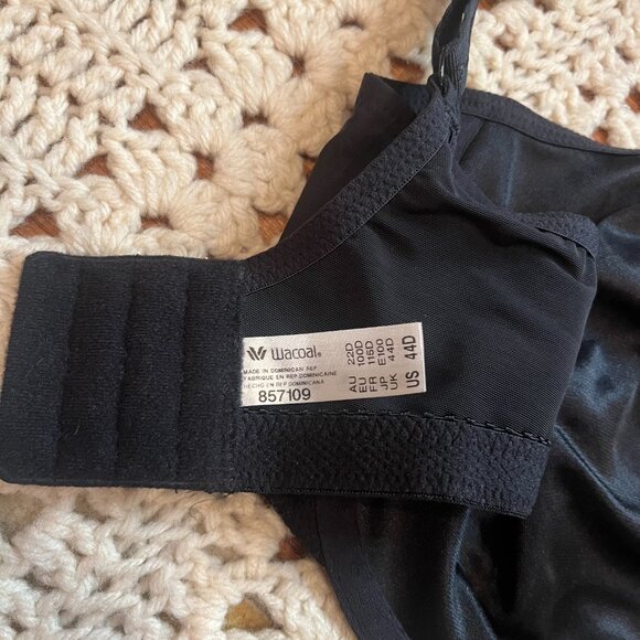 Wacoal Simple Shaping Minimizer Bra Black Style 857109 Size 44D New with Tags - Picture 6 of 6